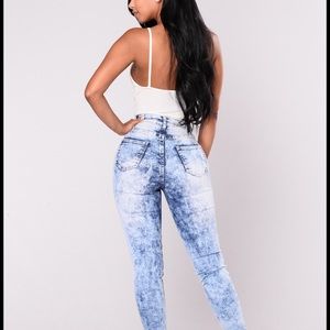 El Paso distressed acid wash jeans